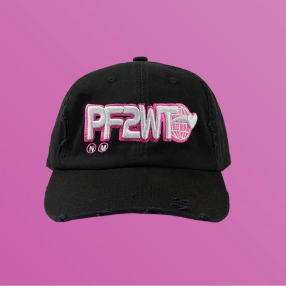 PF2WT DISTRESSED HAT NWOT NICKI MINAJ TOUR